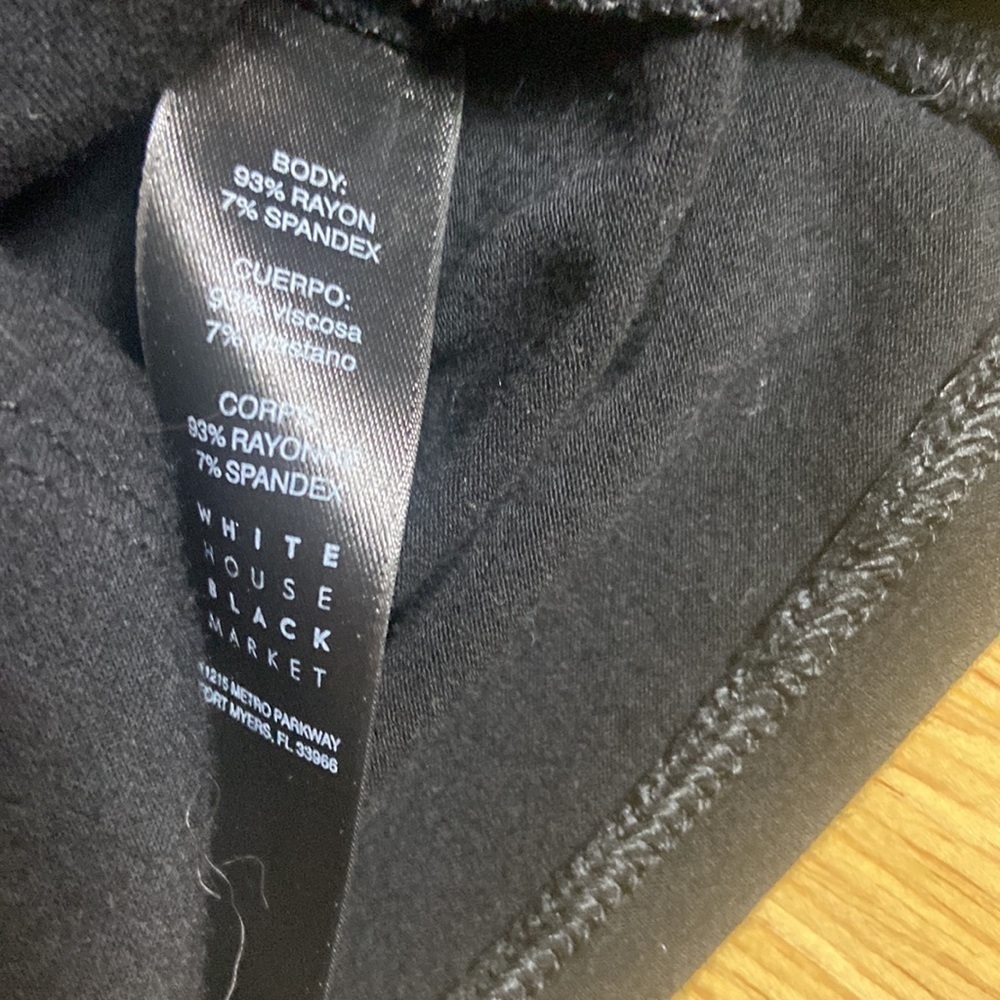 White House Black House Knit Black Vneck shirt​ - Picture 7 of 10